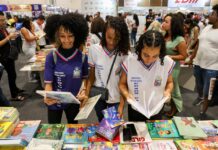 SEC transforma Bienal do Livro em espaço de protagonismo estudantil, valorização docente e incentivo à leitura