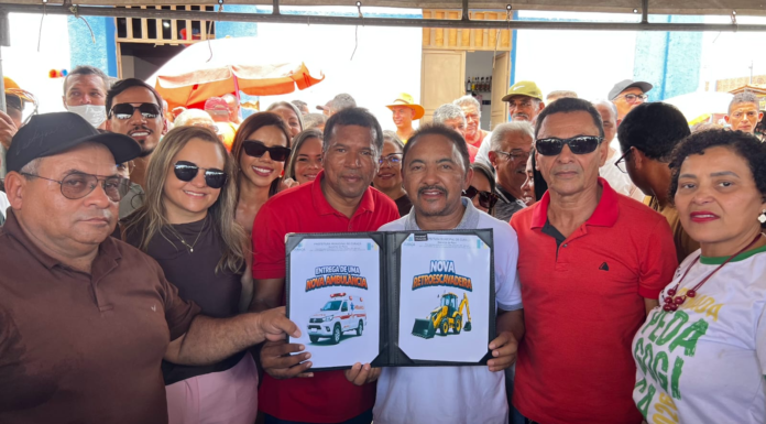 Deputado Roberto Carlos participa de agenda de entregas em Curaçá ao lado do prefeito Murilo Bonfim
