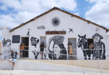 Projeto idealizado por artista petrolinense lança documentário sobre processo de pintura da fachada do museu Memorial Sertanejo, na Caatinga