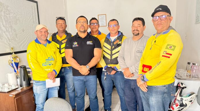 Em reunião com mototaxistas de Juazeiro, AMTT debate melhorias para a categoria que atua diariamente no atendimento à população