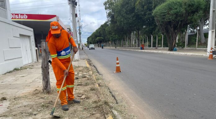 Juazeiro Limpa nos Bairros intensifica mutirões, manutenção estrutural e de pavimentação em diversos pontos da cidade