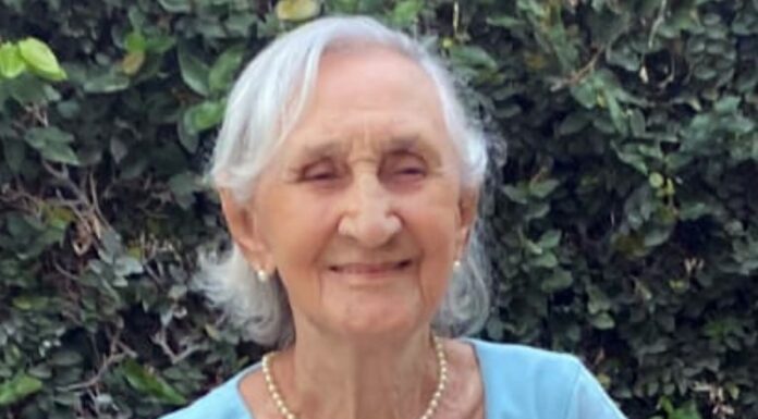 História, sabedoria e afeto familiar: Juazeiro celebra os 103 anos de Dona Almira, matriarca da família Assis