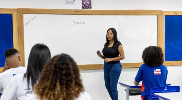 Estudantes da rede estadual baiana terão inscrição automática no ENEM a partir de nova portaria do MEC