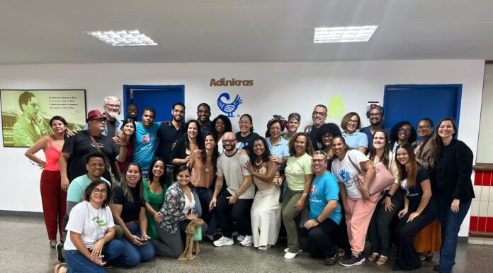 Encontro formativo fortalece educação bilíngue para surdos na Rede Estadual da Bahia
