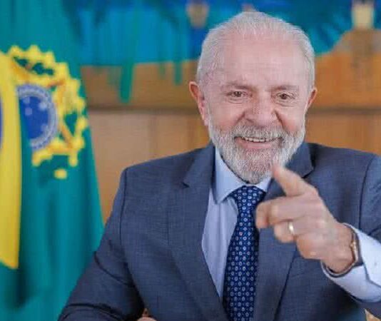 Pesquisa Futura/ Apex: Lula tem 23 pontos de vantagem sobre Flávio Bolsonaro na Bahia