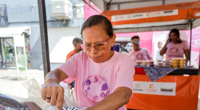Prefeitura de Juazeiro realiza Feira de Empreendedorismo com mulheres capacitadas pelo Qualifica+ Juazeiro
