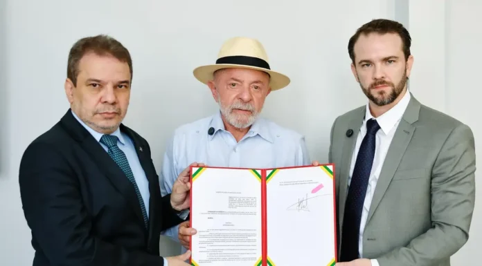 Lula assina decreto que prevê bloqueio de recursos de bets ilegais