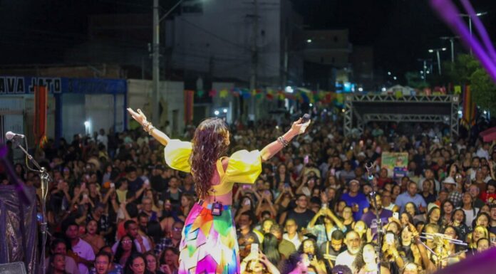 Tradição, cultura e muito arrasta-pé marcaram primeiro dia do “Juazeiro Aqui Tem Forró” na Avenida Flaviano Guimarães