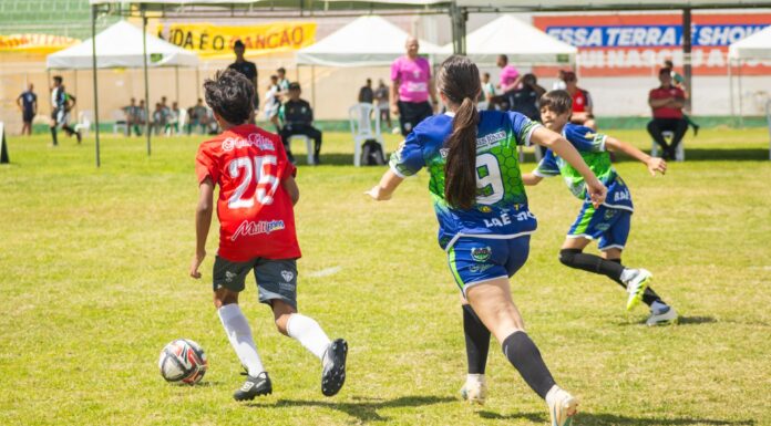 Prefeitura de Juazeiro aproxima serviços sociais de atletas e famílias na 1ª Copa Futebol de Base