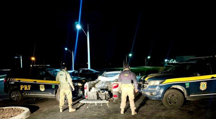 PRF apreende 800 kg de explosivos transportados irregularmente na BR-407, em Juazeiro