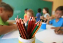 “Professor é um desconhecido?”: Educadores rebatem fala de Nikolas Ferreira sobre ensino domiciliar; E você, o que acha?