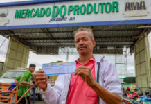 Consultório na Rua leva vacinação e serviços de saúde ao Mercado do Produtor de Juazeiro