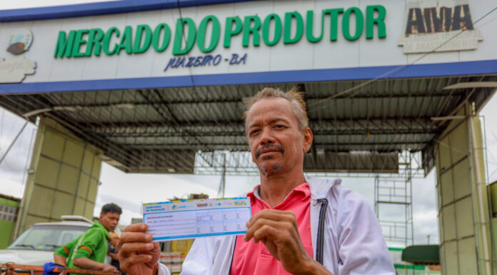 Consultório na Rua leva vacinação e serviços de saúde ao Mercado do Produtor de Juazeiro