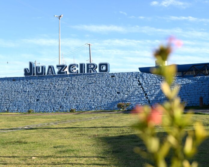Prefeitura-de-Juazeiro-inicia-intervencoes-na-Orla-Nova-para-melhorias-urbanisticas-e-preparacao-do-Jua-Literaria