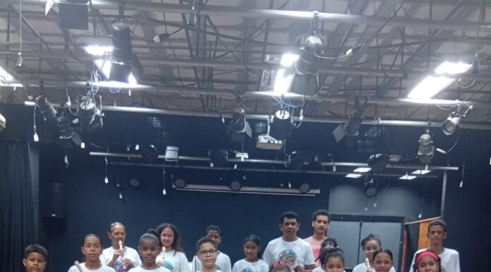 Festival de Cultura Popular do Bairro Tabuleiro celebra culminância da primeira etapa com apresentações de música e teatro