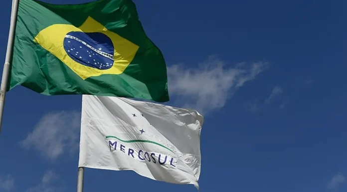 Lula vai ao Paraguai participar da 68ª Cúpula do Mercosul