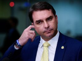 “Quando os resultados não convém”: CEO da AtlasIntel reage após TSE suspender pesquisa que apontava queda de Flávio Bolsonaro