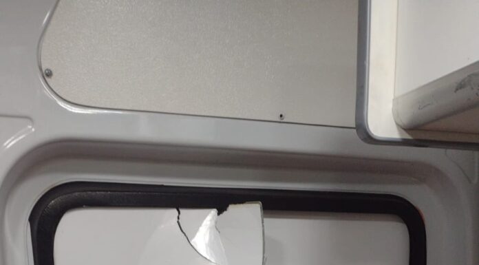 Ambulância do SAMU é alvo de ato de vandalismo durante atendimento de urgência; crime será apurado, diz SESAU