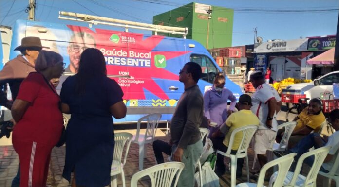 Ação de saúde bucal abre programação de aniversário do Mercado do Produtor de Juazeiro