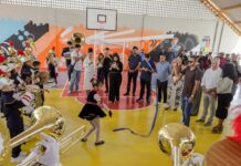 Após mais de 10 anos de espera, Prefeitura de Juazeiro entrega quadra da Escola Anália Barbosa totalmente requalificada