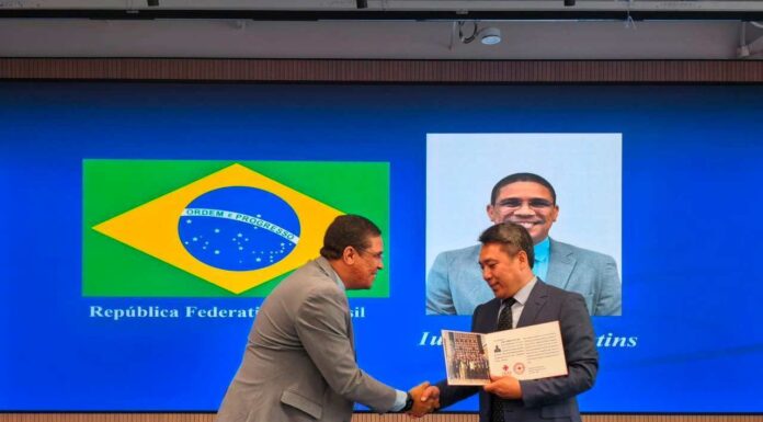 Juazeiro fortalece presença internacional em seminário sobre cidades inteligentes, em Pequim, na China