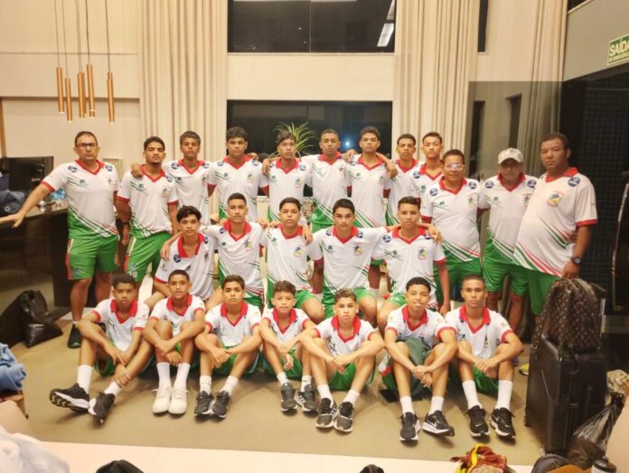 Equipe-de-Juazeiro-estreia-na-Copa-2-de-Julho-e-leva-o-nome-do-municipio-para-uma-das-maiores-competicoes-do-futebol-sub-15-do-pais-3-1024x771