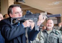 Prazo para Bolsonaro entregar armas à PF termina nesta segunda-feira (6)