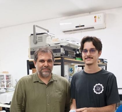 Inclusão: Crachá eletrônico desenvolvido pela Univasf ajuda na locomoção de pessoas com deficiência visual