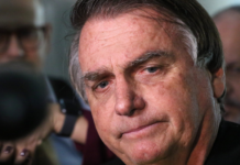 PF vai à casa de Bolsonaro durante prisão domiciliar após determinação de Moraes