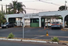Moraes autoriza Bolsonaro a sair da prisão domiciliar para dentista