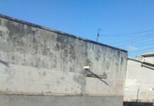 Morador relata acúmulo de lixo e entulho no bairro João Paulo II, em Juazeiro, e cobra atuação do poder público