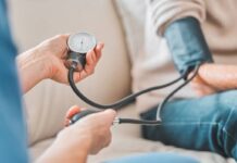Profissionais da saúde que atuam na MedLar, empresa de Home Care, relatam atrasos nos pagamentos: “Estamos em agosto e tem gente que ainda não recebeu sequer o mês de maio”