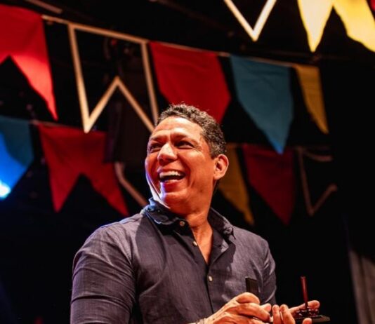 “Três Nordestinos”com Targino Gondim, Flávio José e Santanna conquista prêmio de Melhor Audiovisual do São João da Bahia