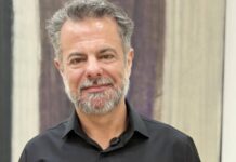 Candidato à presidência propõe programa “Meu Botox, MinhaVida”, fim da CLT e salário de R$ 1 milhão para parlamentares