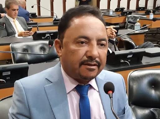 “Estamos bem” declara deputado Roberto Carlos após sofrer acidente na estrada próximo a Senhor do Bonfim