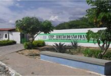 “Sem energia, sem uma resposta da Coelba, sem aulas”: Alunos denunciam falta de energia no CETEP em Juazeiro desde a última segunda-feira (24); empresa diz que não foi acionada e instituição rebate