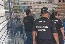 Operação Mobile: PCBA fiscaliza lojas de venda de celulares nos bairros Itaberaba e João Paulo II, Juazeiro; ação visa coibir a comercialização de aparelhos de origem ilícita