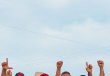 Força da parceria entre Andrei, Jerônimo e Lula ganha as ruas de Juazeiro na última semana de campanha