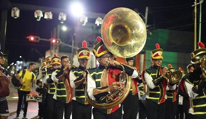 131 anos de Petrolina: Desfile alegórico artístico em comemoração ao aniversário da cidade acontece no final da tarde desta segunda-feira (21)