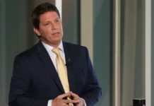 Caso “Dark Horse”: Mario Frias está proibido de sair do Brasil; decisão se estende a investigados da operação da PF
