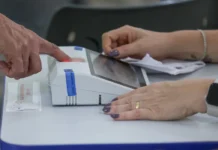 Advogado vê sabotagem à democracia em falta de transporte de eleitores