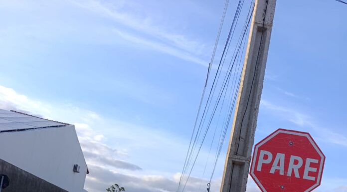 Morador alerta para alta velocidade na Avenida Saul Rosa, em Juazeiro, após acidentes; AMTT diz que aguarda materiais para instalar redutores