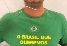 “Fazendo campanha dentro da seção”: advogado flagra mesário com camisa que supostamente faz referência a candidato à Presidência, na Univasf em Juazeiro