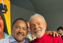 Roberto Carlos celebra vitória de Lula e destaca a união de duas histórias de luta e superação